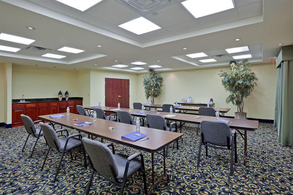 Holiday Inn Express Hotel & Suites Pampa By Ihg Удобства фото
