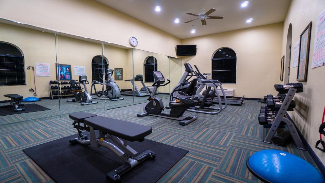 Holiday Inn Express Hotel & Suites Pampa By Ihg Экстерьер фото